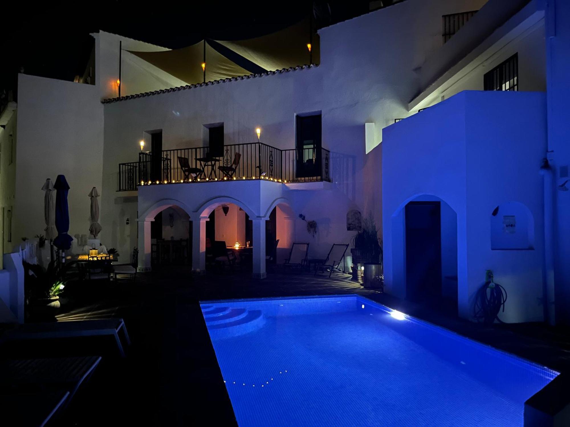 Vila Casa Del Leon Istán Exteriér fotografie